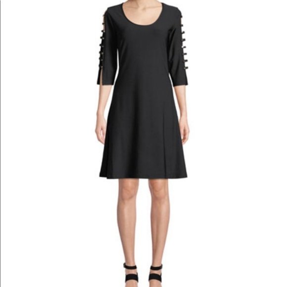 LOVE SCARLETT Ladder Sleeve Fit/Flare knit dress Sz S BNWT - Picture 2 of 5